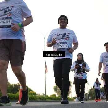 Runner Photo 7835852