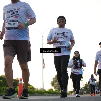 Runner Photo 7835856