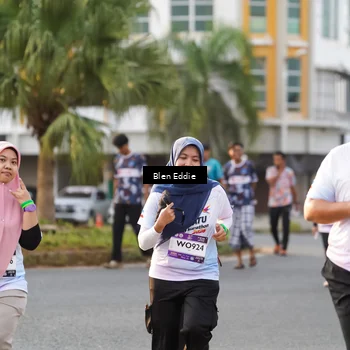 Runner Photo 7835861