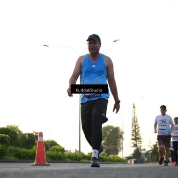Runner Photo 7835864