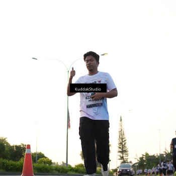 Runner Photo 7835872