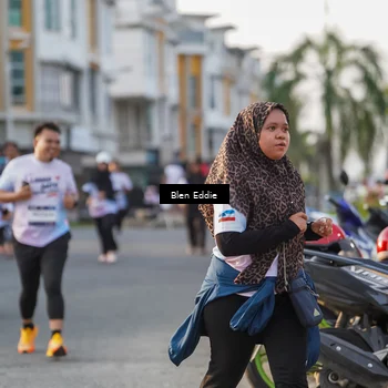 Runner Photo 7835875