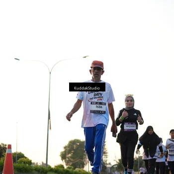 Runner Photo 7835914