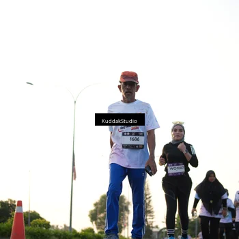 Runner Photo 7835919