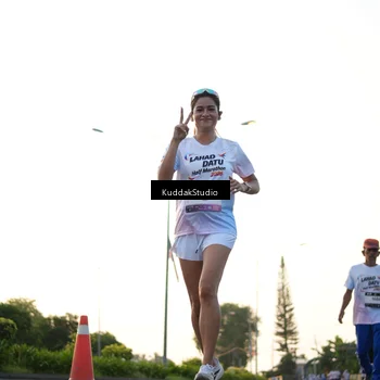 Runner Photo 7835923