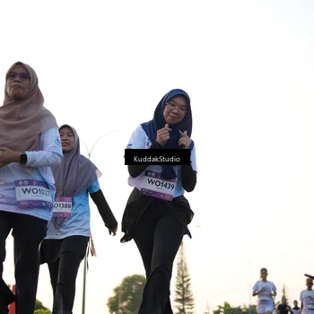 Runner Photo 7835936