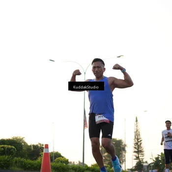 Runner Photo 7835963