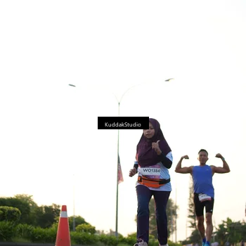Runner Photo 7835972