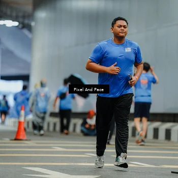 Runner Photo 7835975