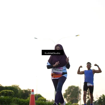 Runner Photo 7835978