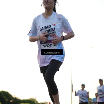 Runner Photo 7835995