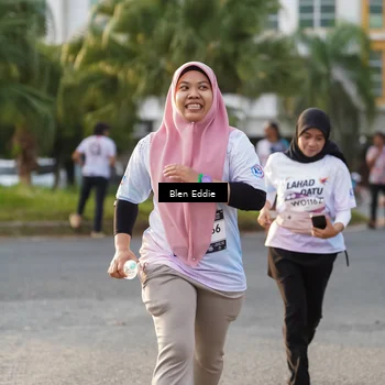 Runner Photo 7836004
