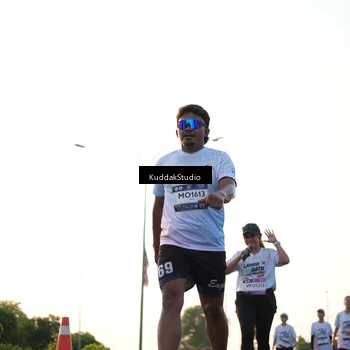 Runner Photo 7836013