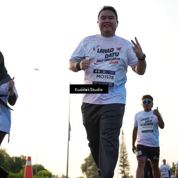 Runner Photo 7836018