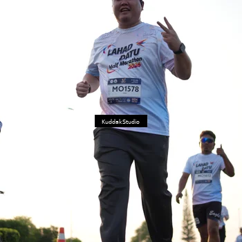 Runner Photo 7836025
