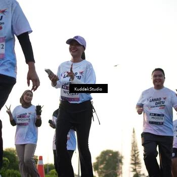 Runner Photo 7836033