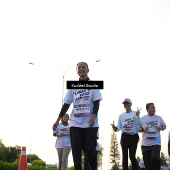 Runner Photo 7836035