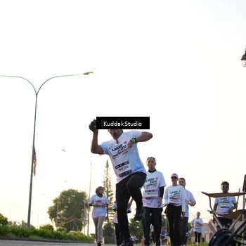 Runner Photo 7836052