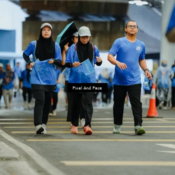 Runner Photo 7836055