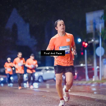 Runner Photo 7836062