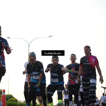 Runner Photo 7836068