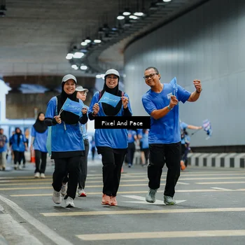 Runner Photo 7836070