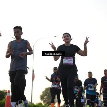Runner Photo 7836073