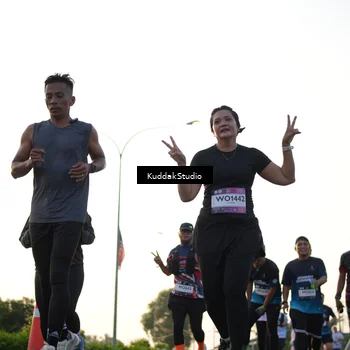 Runner Photo 7836077