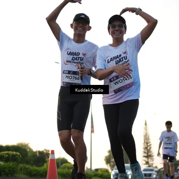 Runner Photo 7836124