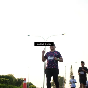 Runner Photo 7836158