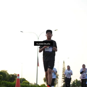 Runner Photo 7836162