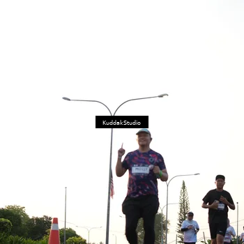 Runner Photo 7836164