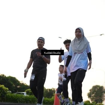 Runner Photo 7836172