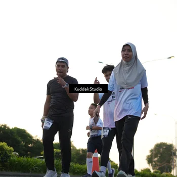 Runner Photo 7836173