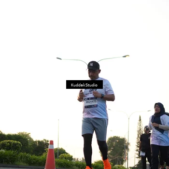 Runner Photo 7836194