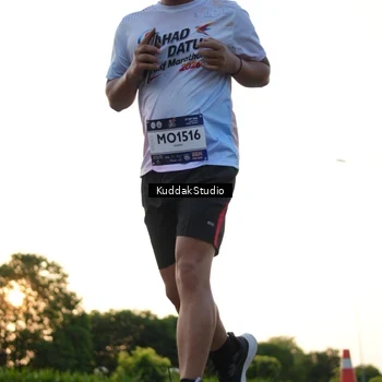 Runner Photo 7836268