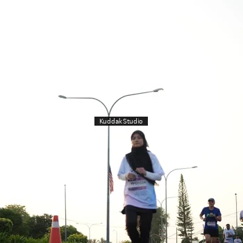 Runner Photo 7836279