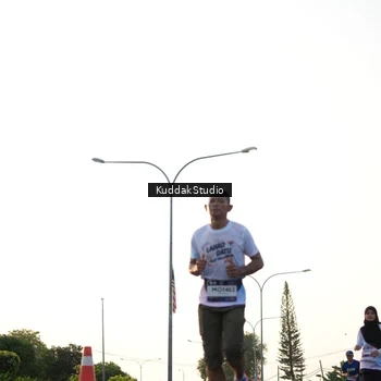 Runner Photo 7836282