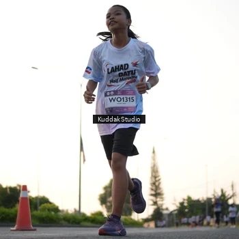 Runner Photo 7836309