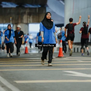 Runner Photo 7836310