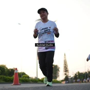 Runner Photo 7836317