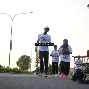 Runner Photo 7836332