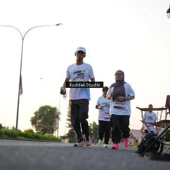 Runner Photo 7836335