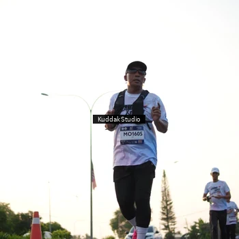 Runner Photo 7836336