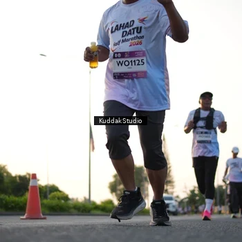 Runner Photo 7836341
