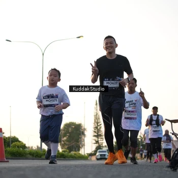 Runner Photo 7836348