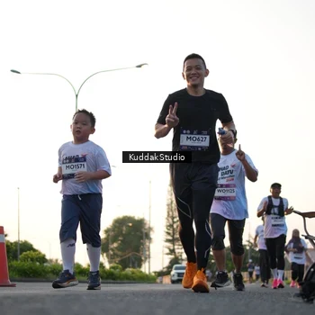 Runner Photo 7836349