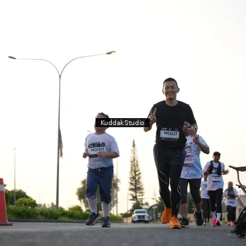 Runner Photo 7836351