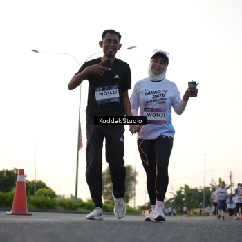 Runner Photo 7836359