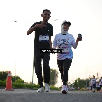 Runner Photo 7836361